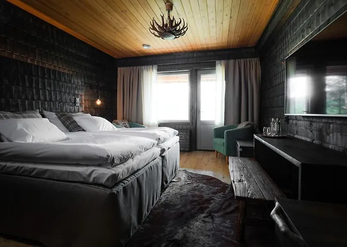 Sunday Morning Hotel *