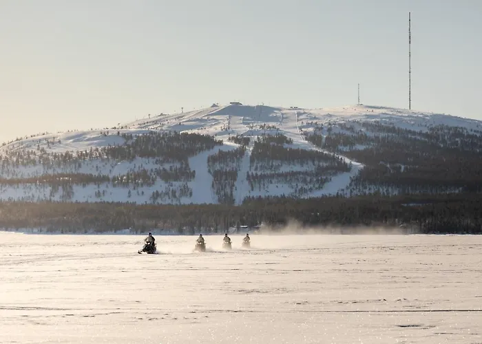 Hotel Sunday Morning *